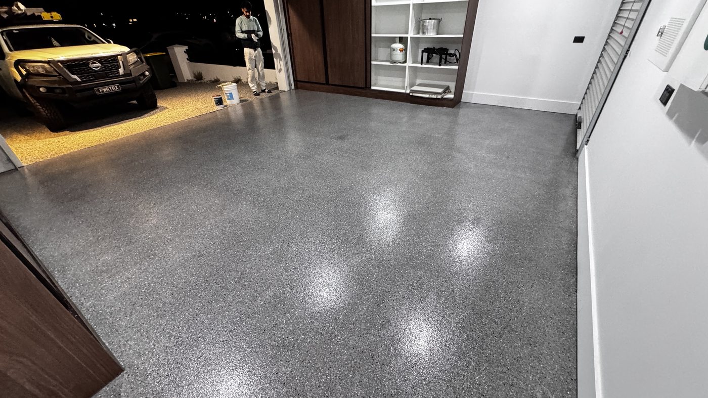 Flake epoxy garage floor